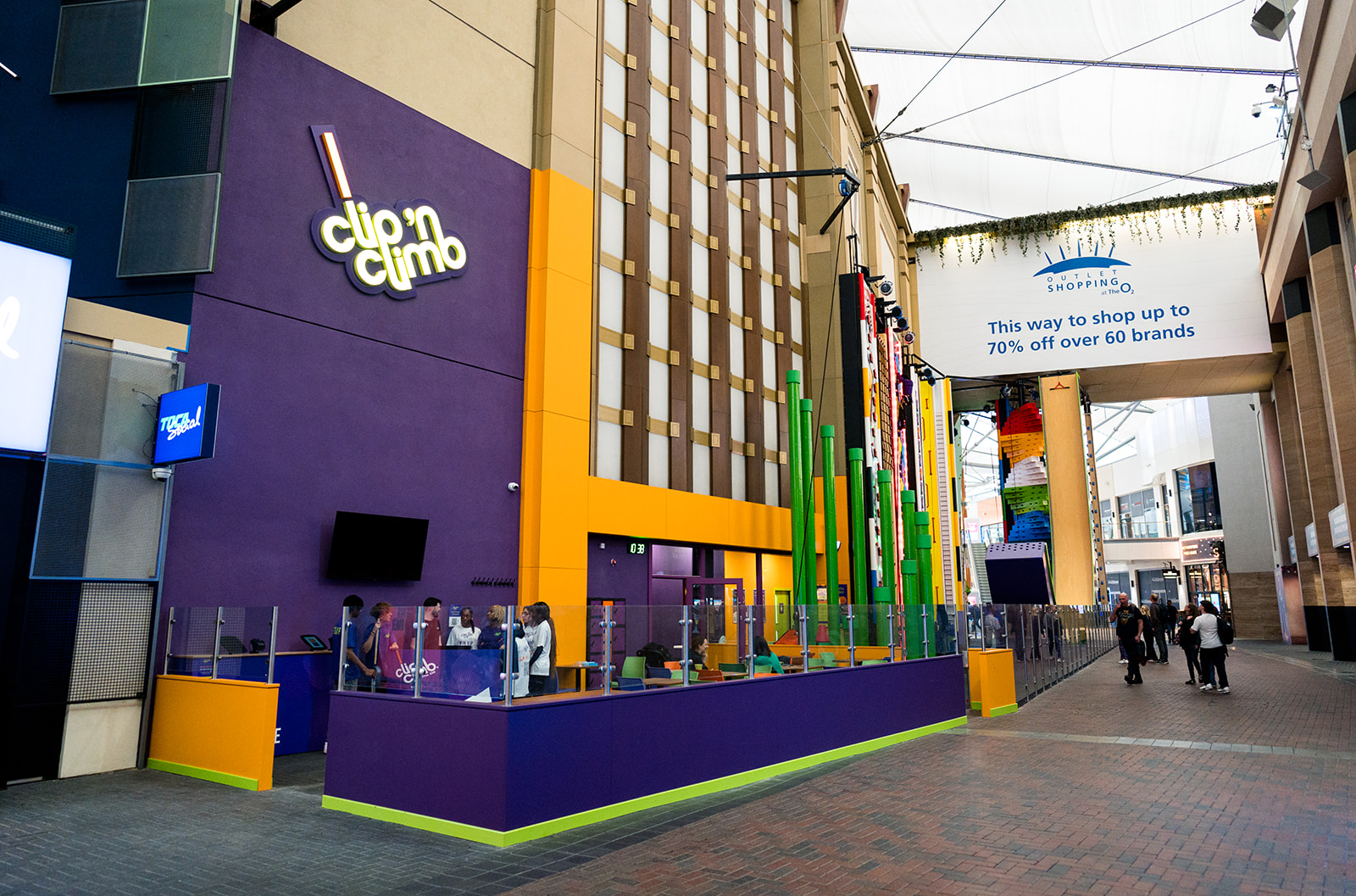 Clip n Climb O2, Vereinigtes Königreich